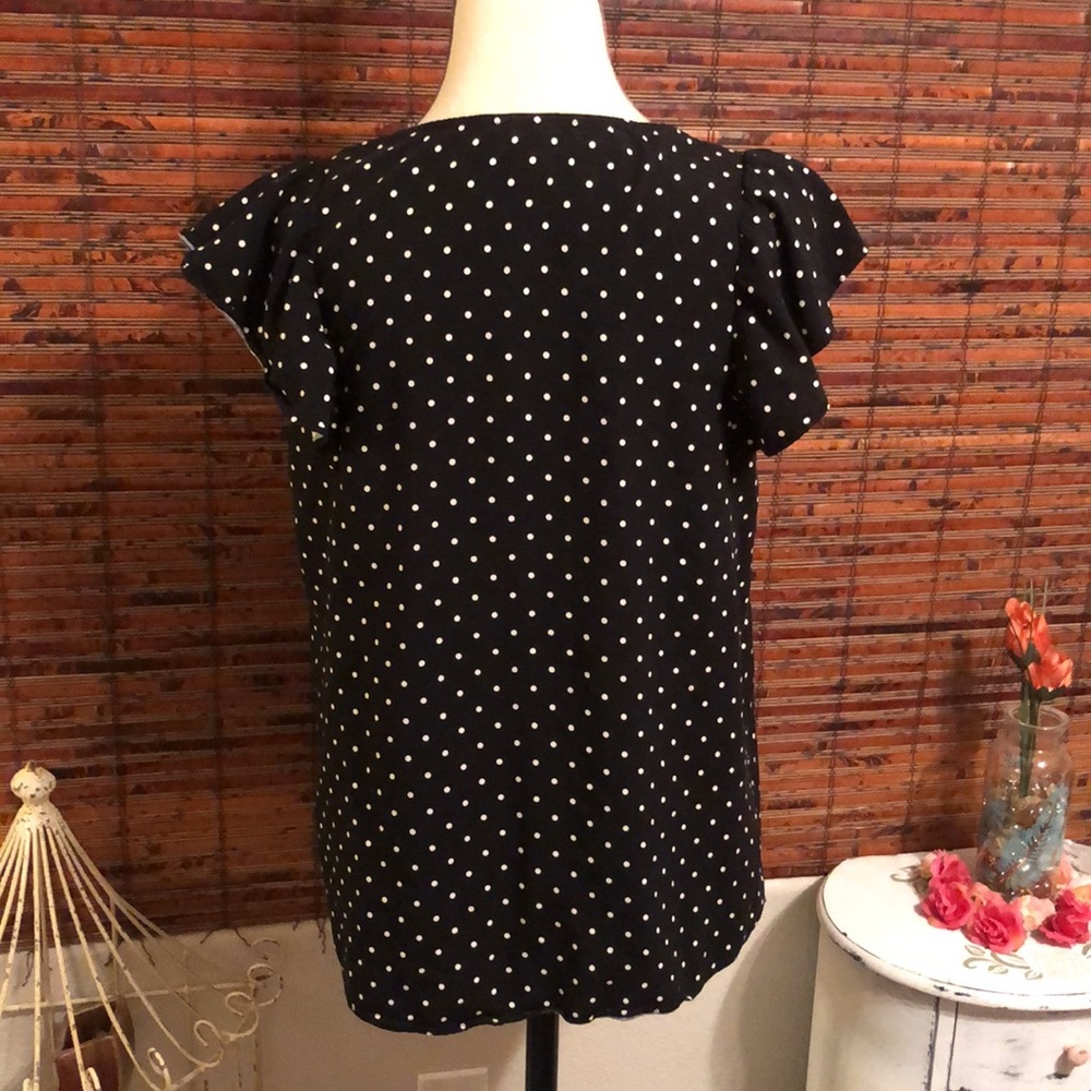 👚5for$15!🕶️ Old Navy top. - Picture 3 of 4